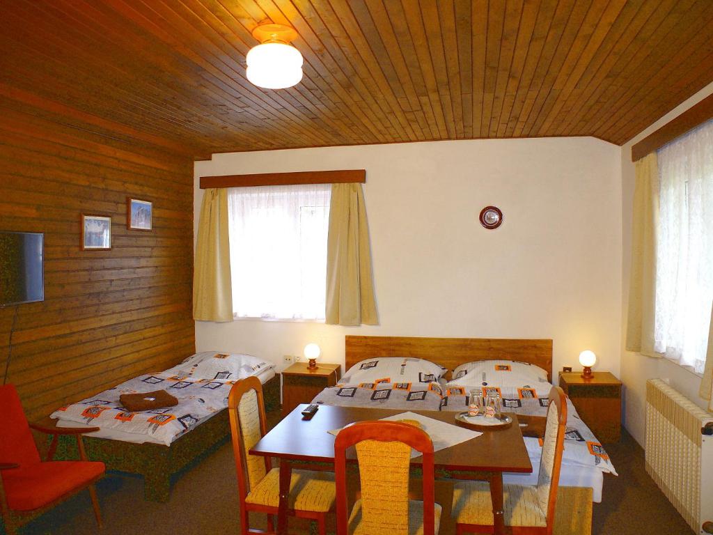 Postel nebo postele na pokoji v ubytování Pension Faema