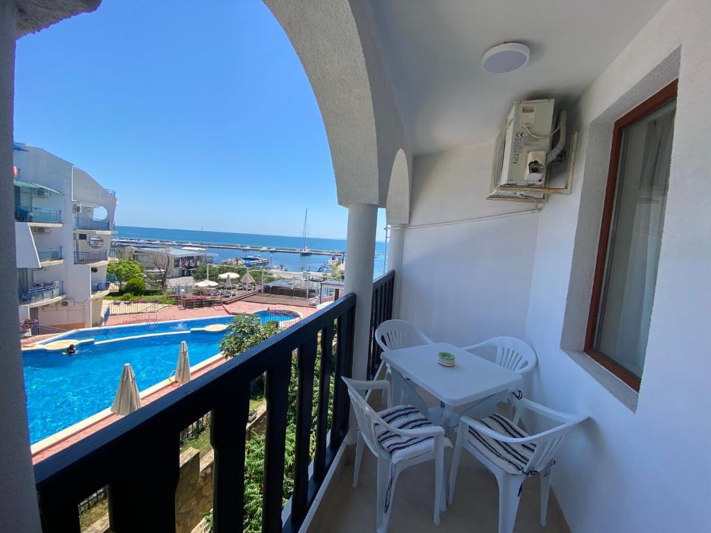 Μπαλκόνι ή βεράντα στο Top Complex Apartment on the Beach