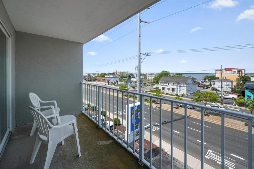 Ein Balkon oder eine Terrasse in der Unterkunft Beachcomber Motel