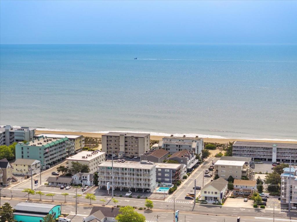 Ein allgemeiner Meerblick oder ein Meerblick von des Motels aus