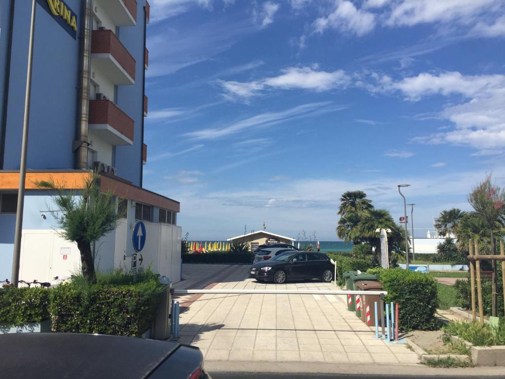 Budova, kde se hotel nachází