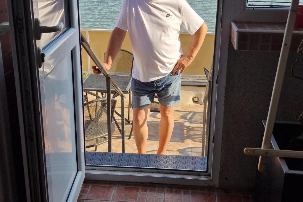 Balkón nebo terasa v ubytování Kafana Zlatna Ribica