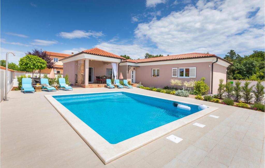Bazén v ubytování Stunning Home In Pula nebo v jeho okolí