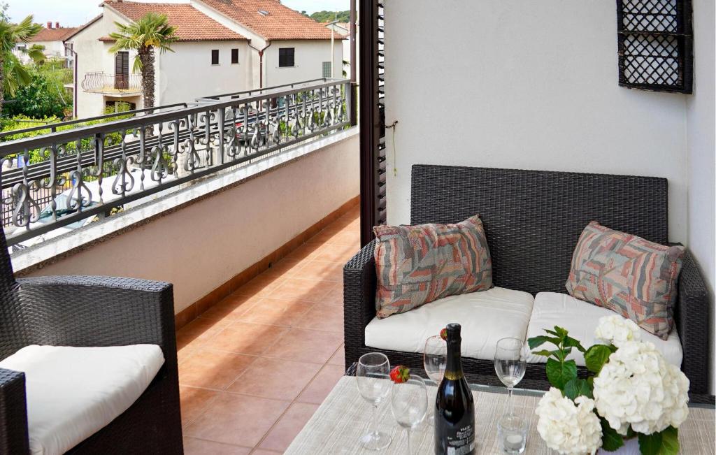 2 Bedroom Lovely Apartment In Rovinj