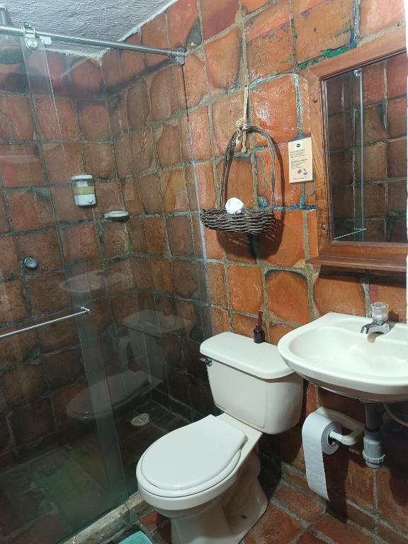 Koupelna v ubytování MONCOGUA Casa de Hospedaje