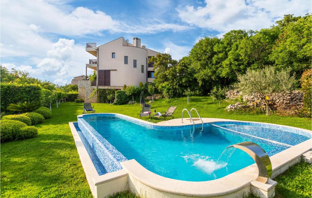 Cozy Home In Crikvenica
