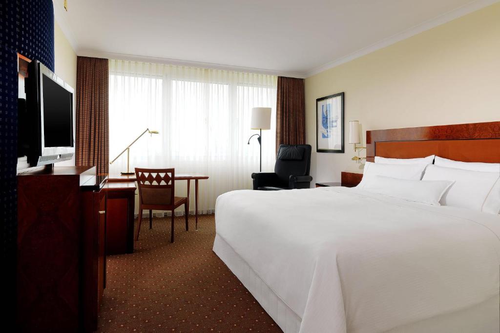 The Westin Grand Munich - Resim 39