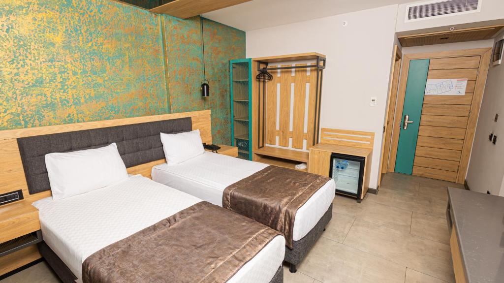 Peramis Hotel & Spa - 4