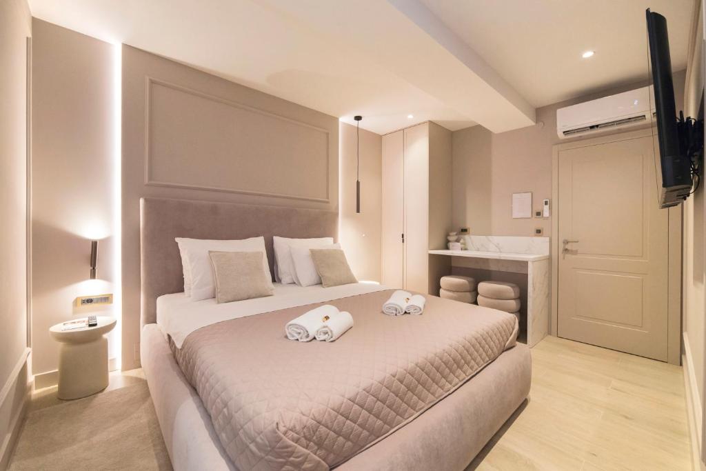 Good Grace Apartments - 10