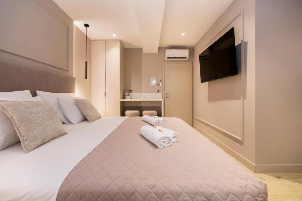 Good Grace Apartments - 11