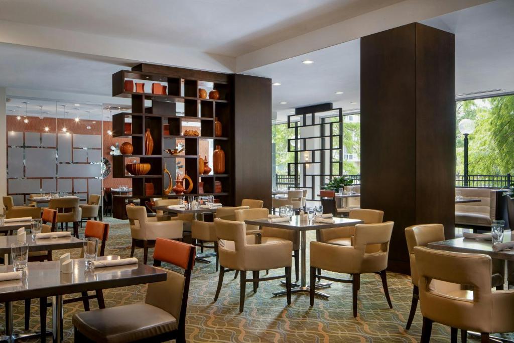 Marriott St. Louis Airport photo