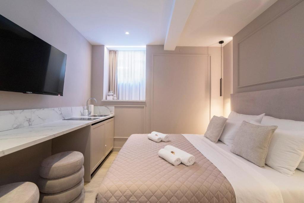 Good Grace Apartments - 3