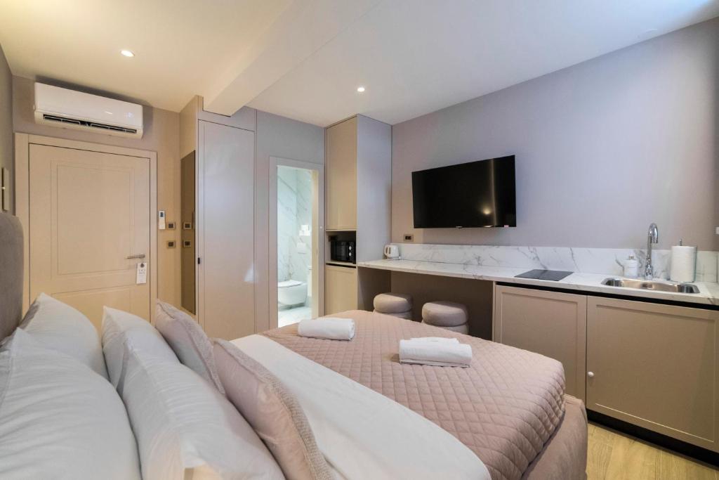 Good Grace Apartments - 9