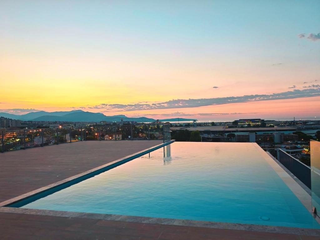 Πισίνα στο ή κοντά στο SEA SIDE - Rooftop Pool SeaView
