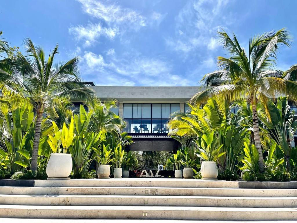 En have udenfor Awa C-103