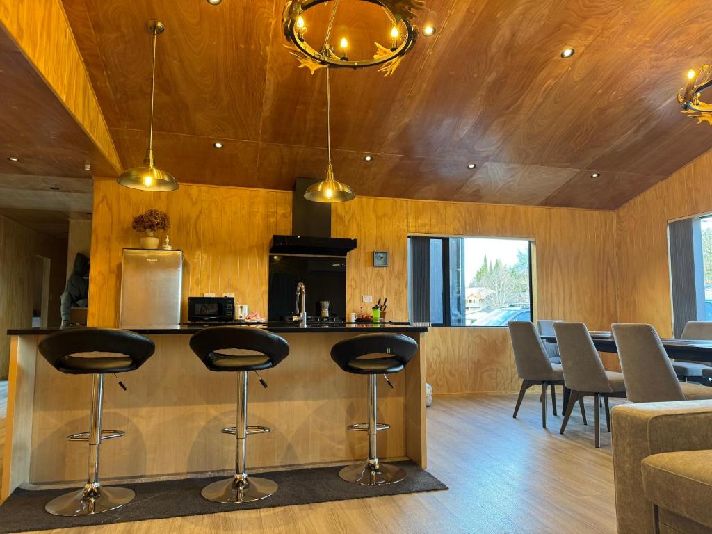 Brand New 4BR Alpine Home Near Turoa Ski Field - Resim 43