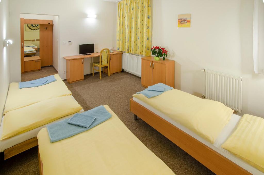 Hotel Imos - Resim 3