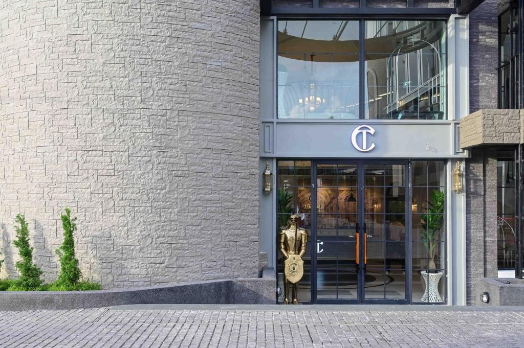 Chateau Du Village Patong - Resim 43