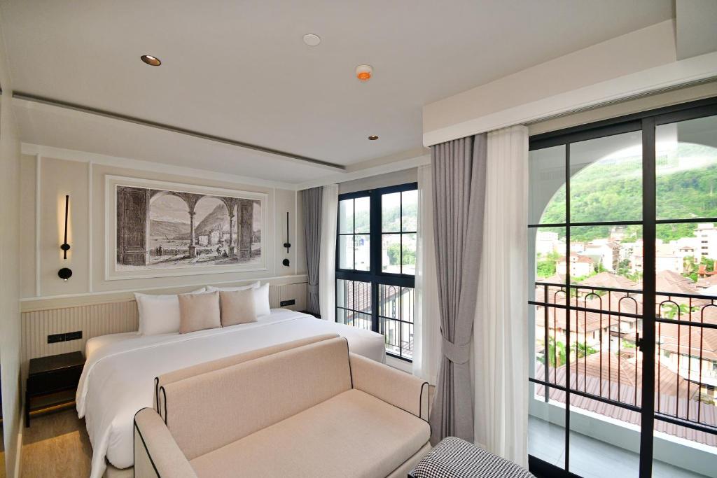 Chateau Du Village Patong - 14