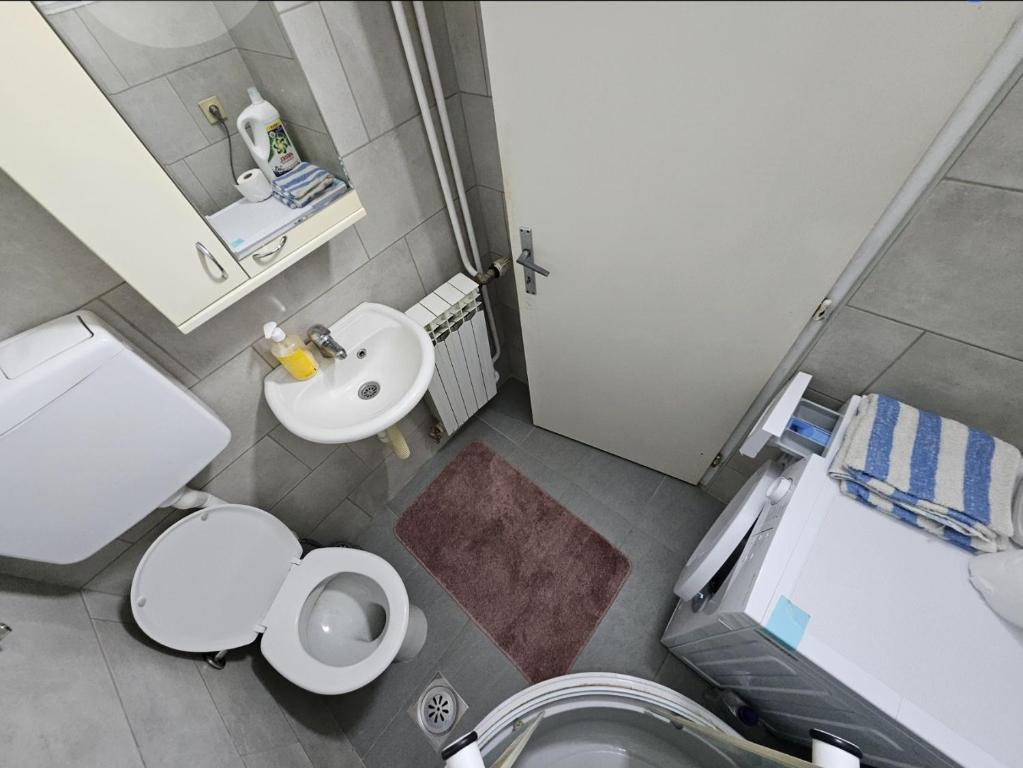 Ένα μπάνιο στο Apartman u centru Prnjavor