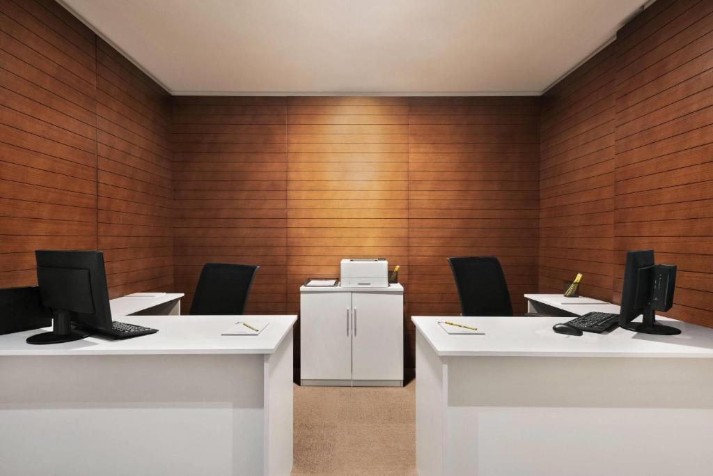 Wyndham Garden Ajman Corniche - Resim 38