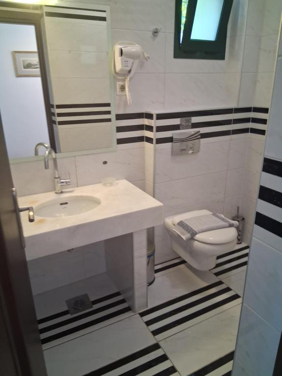 A bathroom at Villa Vasso