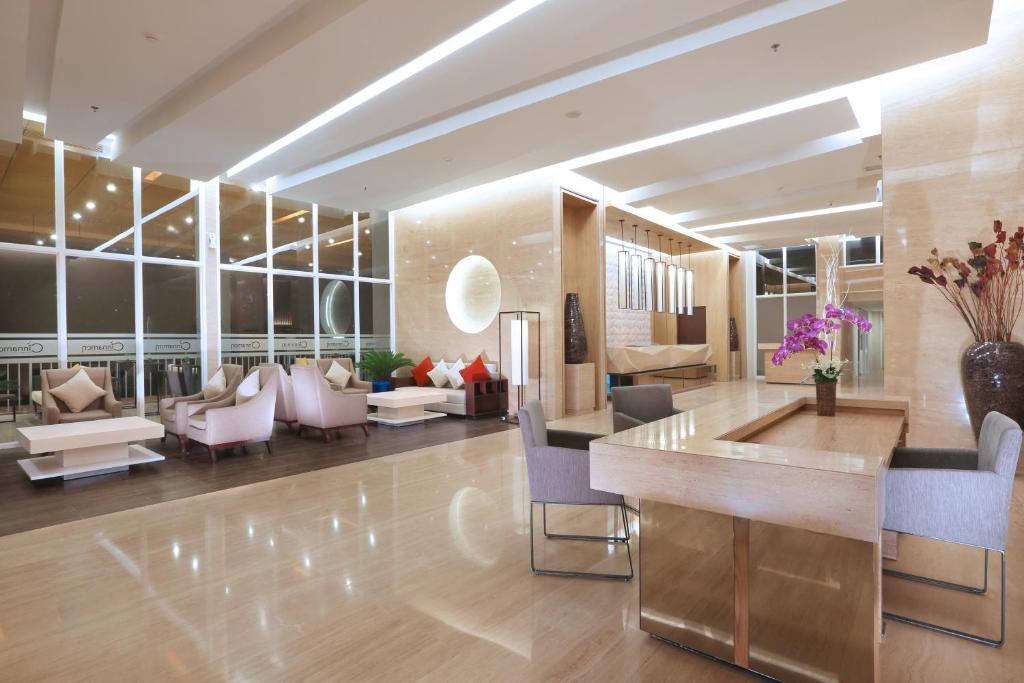 Posezení v ubytování Grand Tan Banjarmasin Hotel & Convention Center