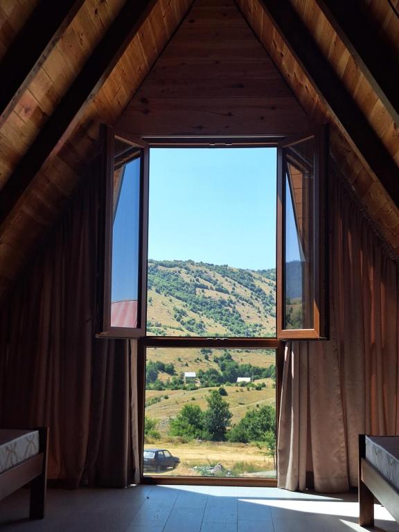 Fotografie z fotogalerie ubytování Village house Gutovic v destinaci Rudinice