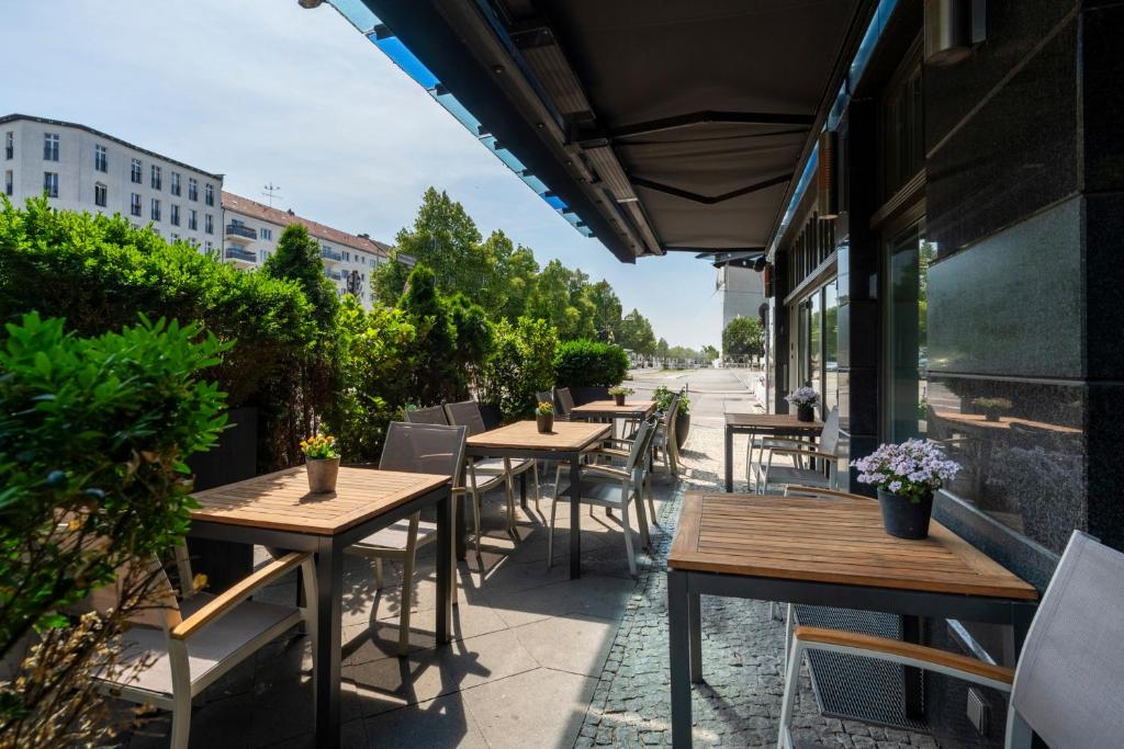 New Berlin - Resim 15