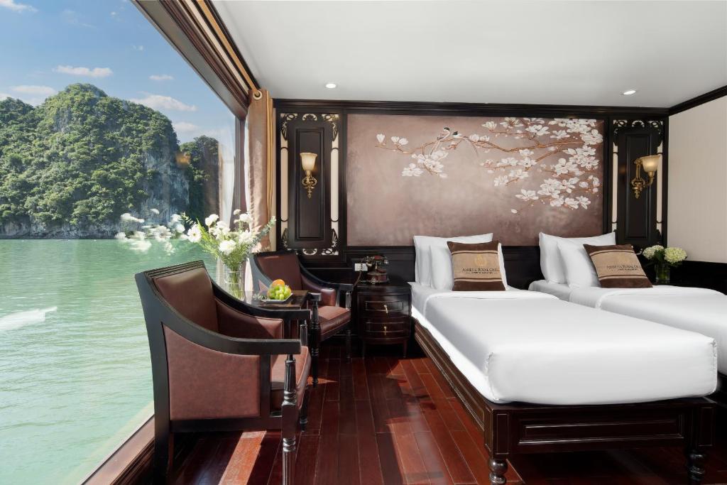 Athena Royal Cruise - Luxury in Halong Bay - 8