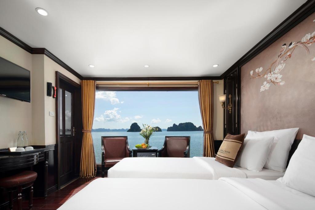 Athena Royal Cruise - Luxury in Halong Bay - 9