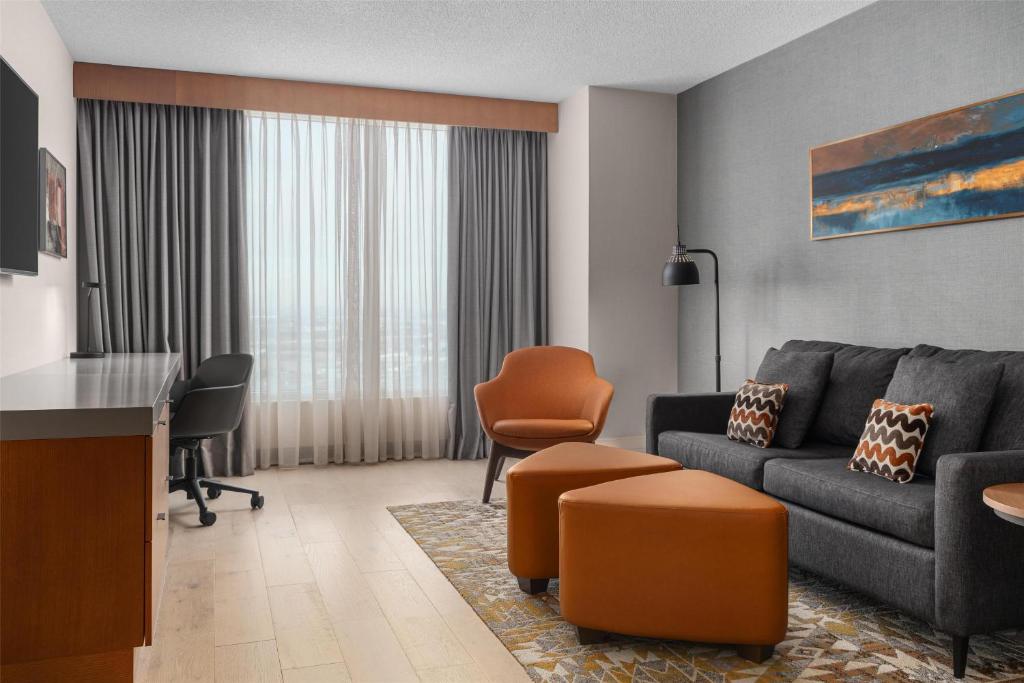 
One-Bedroom King Suite
