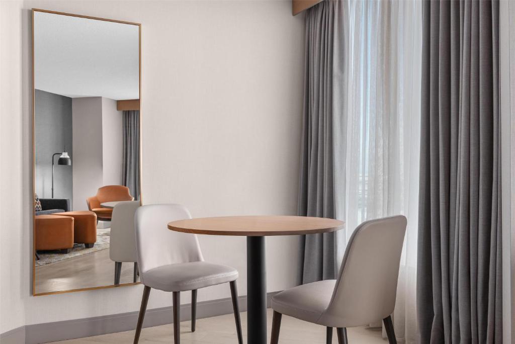 Hilton Garden Inn Toronto Airport - Resim 24