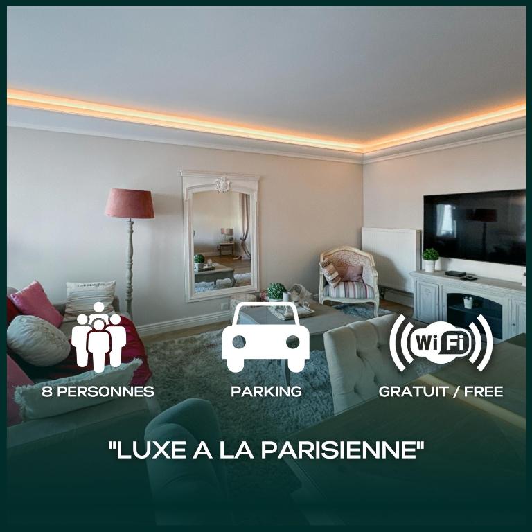 un salon avec un canapé et une télévision dans l'établissement Le Danube 11 - Appartement luxe 8 personnes à Disneyland Paris, à Serris