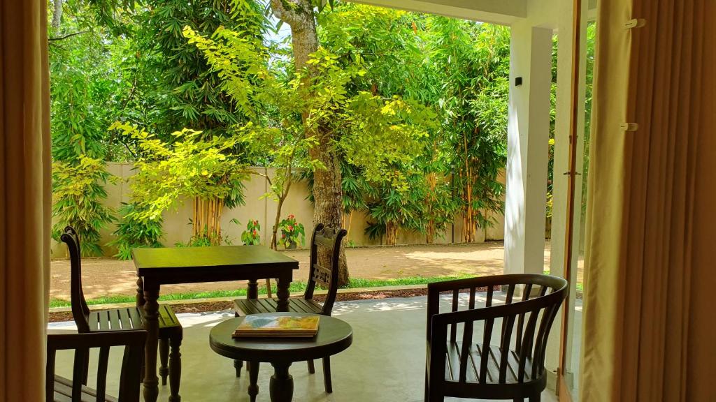 Coastal Villa Mirissa - 18