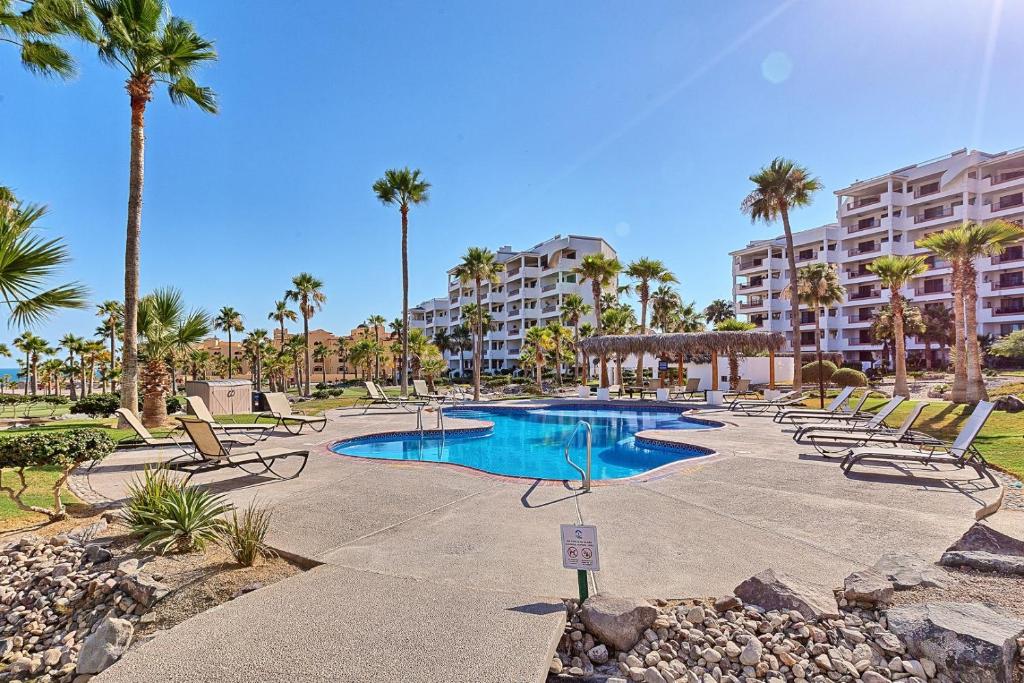 Casa Blanca CB-105 Sounds of Summer Unique Ocean View - Housity