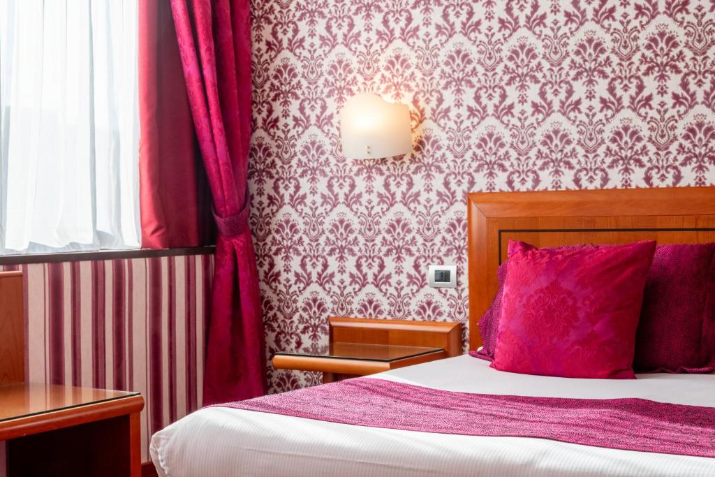 Hotel Palace Verona - Resim 45