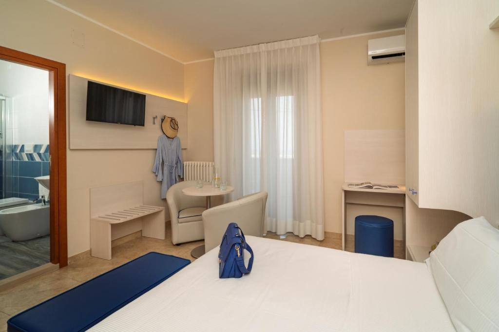 Hotel Riviera - Deluxe Room