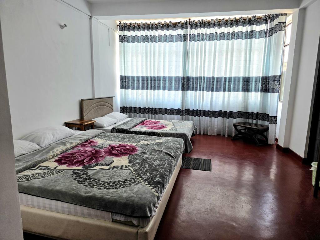 Sakura Hotel