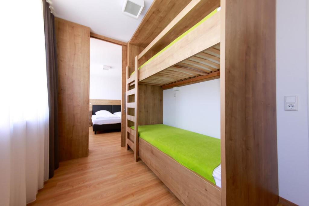 Hotel Knorz - Classic Two-Bedroom Apartment