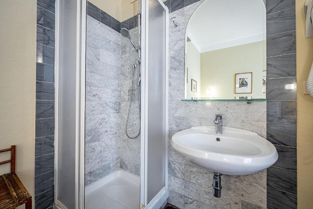 Bellevue House Affittacamere - Double Room With Private External Bathroom