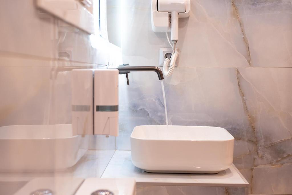 Ameli Cozy Apartments Near Athens Airport - 7