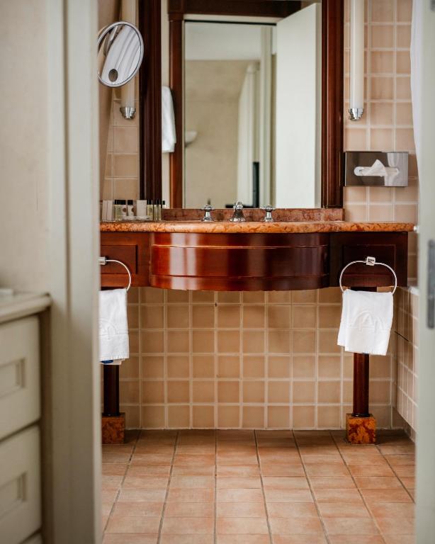 Hôtel De l'Arcade - Resim 8