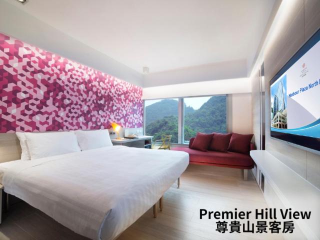 Pemandangan gunung umum atau pemandangan gunung yang diambil dari hotel