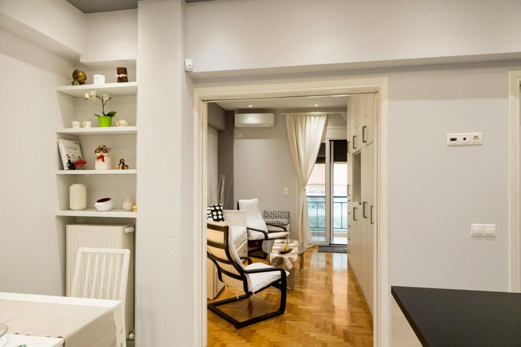 Athenian Escape - Located near the heart of Athens