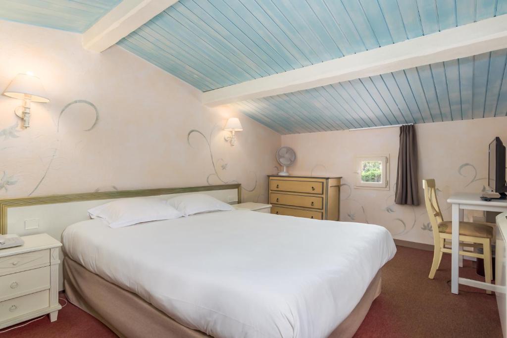 Castel 'Provence - Vierpersoonskamer Met Bad