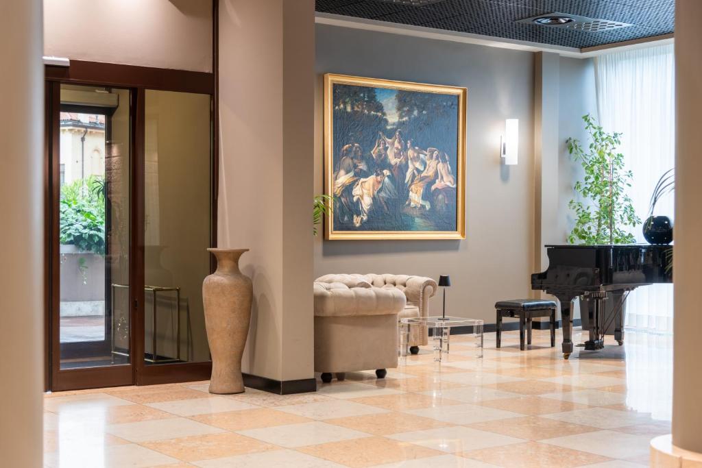 Hotel Palace Verona - Resim 3
