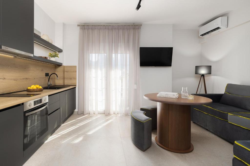 Meteoron Suites - Resim 38