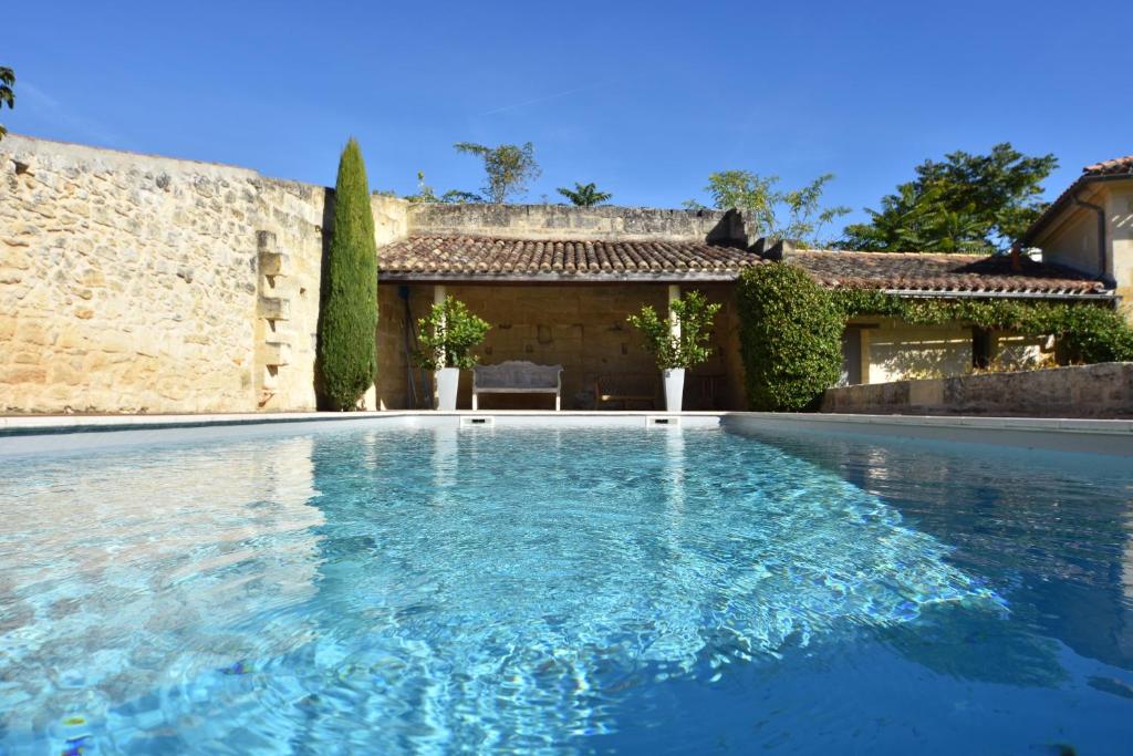 Πισίνα στο ή κοντά στο Domaine de Bayens - Piscine Privée