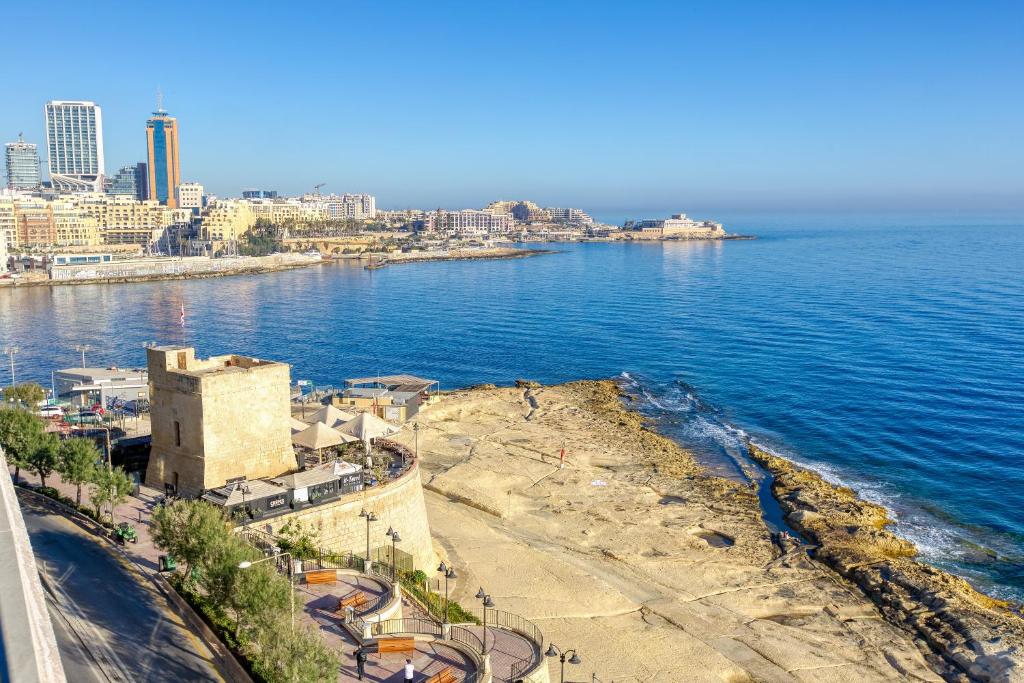 De Redin Seafront Suites by Haven and Keys Malta - 13